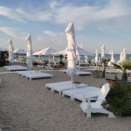 Apartment Beachside